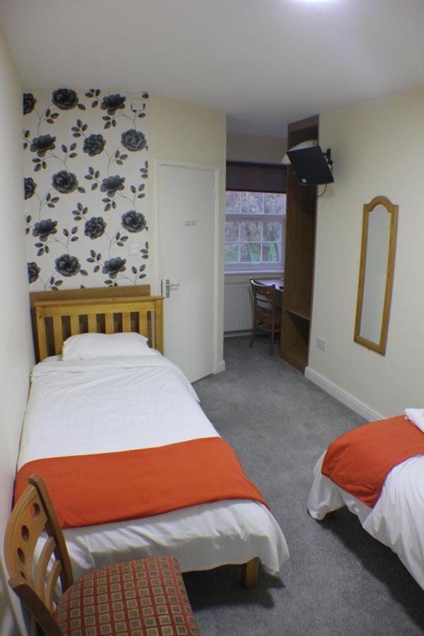 Fusilier Inn Wembley Room photo
